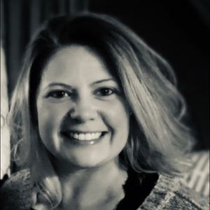 Meet your Posher, Angie